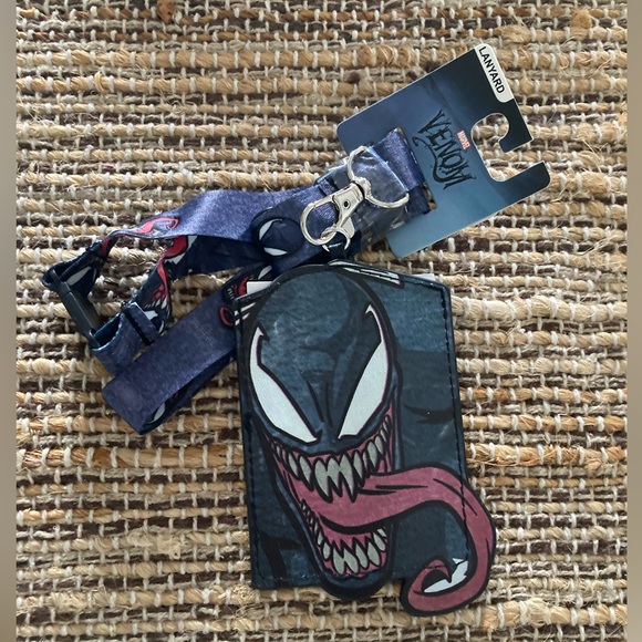Marvel Venom Lanyard and  ID Card Holder - Picture 1 of 7
